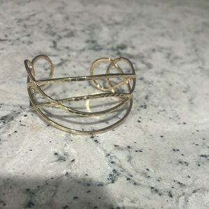 Gold bangle